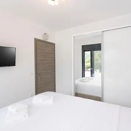 Apartment The Sea View