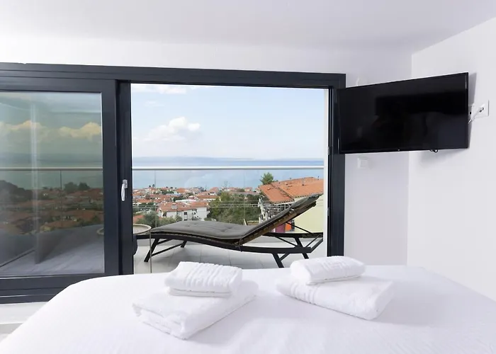 The Sea View Polychrono