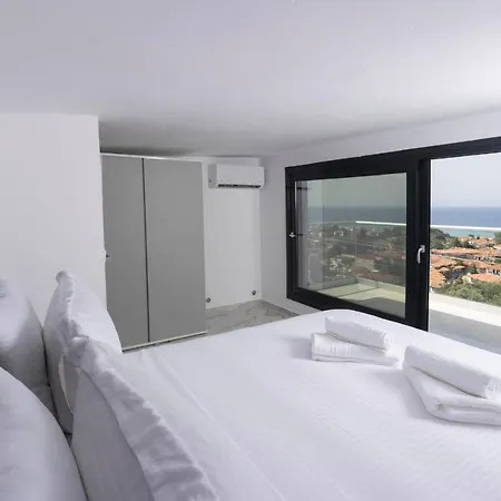 Apartment The Sea View Polychrono