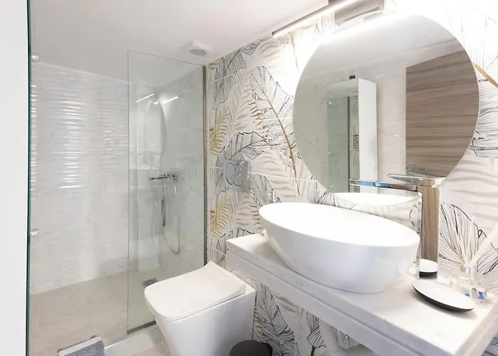 The Sea View Apartment Polychrono